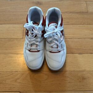 New balance worn once women’s size 9 550